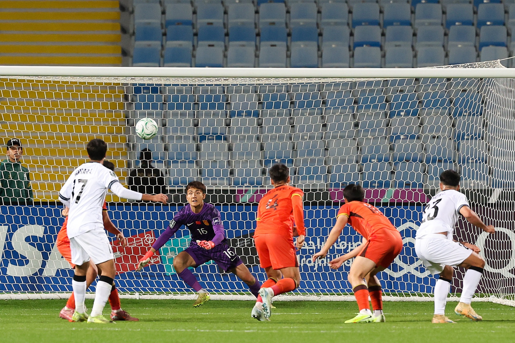 中国体育-启蒙教练谈李昊：他最初不想踢门将，最大特点是让球队多一个后卫